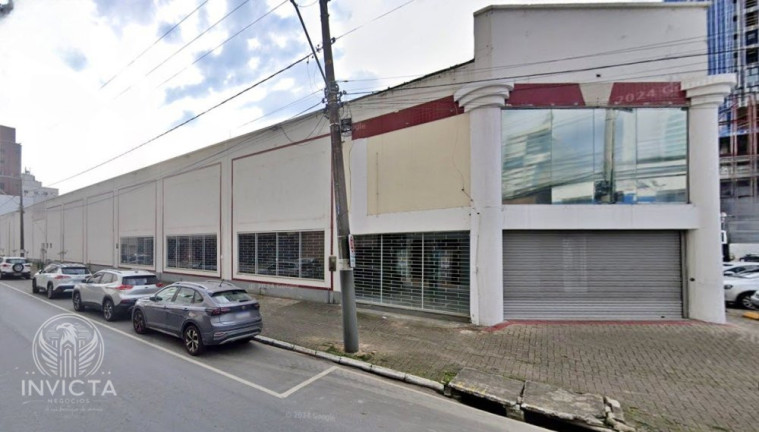 Imagem Sala Comercial para Alugar, 1.000 m² em Nações - Balneário Camboriú Imagem Sala Comercial para Alugar, 1.000 m² em Nações - Balneário Camboriú