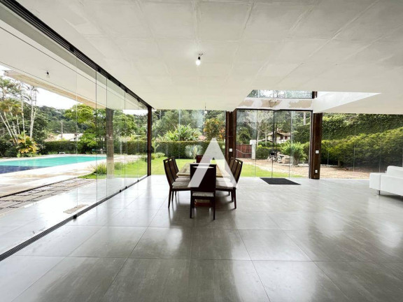 Imagem Casa com 3 Quartos à Venda, 380 m² em Albuquerque - Teresópolis Imagem Casa com 3 Quartos à Venda, 380 m² em Albuquerque - Teresópolis