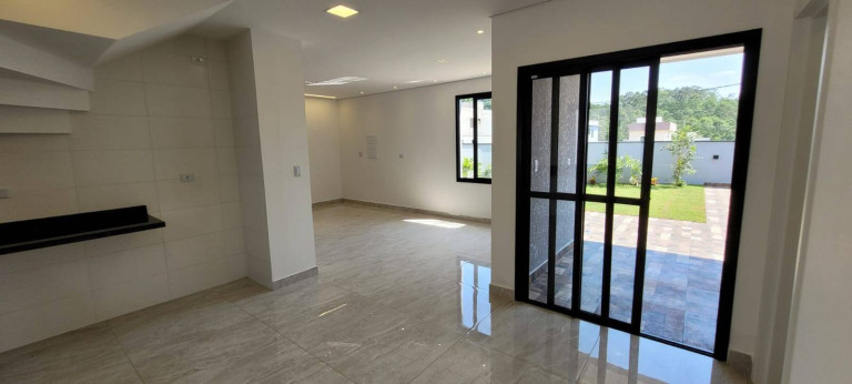 Imagem Casa com 4 Quartos à Venda, 150 m² em Chácara Jaguari (fazendinha) - Santana De Parnaíba Imagem Casa com 4 Quartos à Venda, 150 m² em Chácara Jaguari (fazendinha) - Santana De Parnaíba