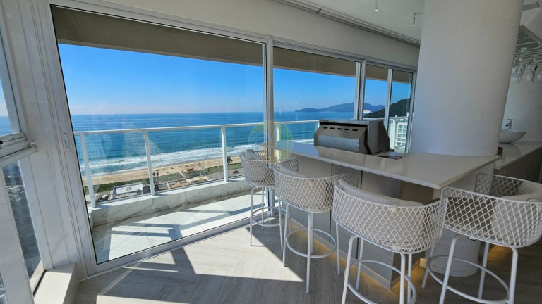Imagem Apartamento com 4 Quartos à Venda, 222 m² em Praia Brava - Itajaí