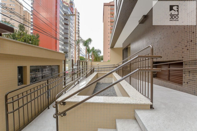 Imagem Apartamento com 1 Quarto à Venda, 31 m² em água Verde - Curitiba