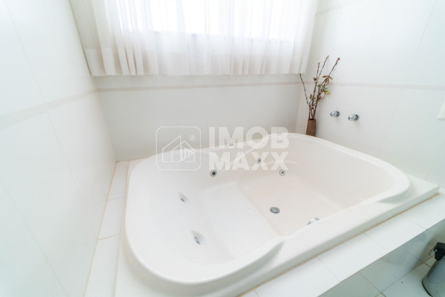 Imagem Casa com 5 Quartos à Venda, 767 m² em Lago Sul - Brasília Imagem Casa com 5 Quartos à Venda, 767 m² em Lago Sul - Brasília