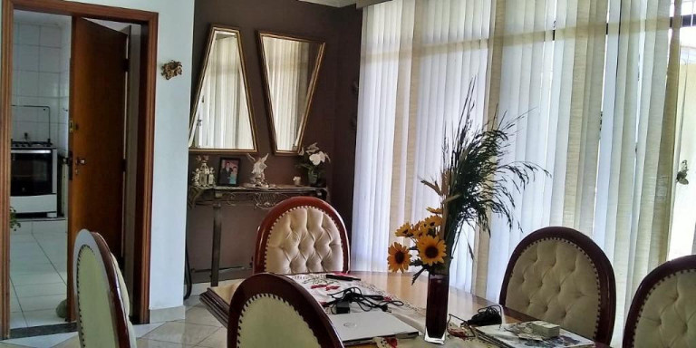 Imagem Sobrado com 6 Quartos à Venda, 426 m² em Jardim Residencial Suzano - Suzano Imagem Sobrado com 6 Quartos à Venda, 426 m² em Jardim Residencial Suzano - Suzano