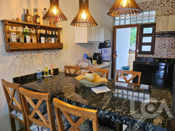 Imagem Casa com 3 Quartos à Venda, 160 m² em Massaguaçu - Caraguatatuba Imagem Casa com 3 Quartos à Venda, 160 m² em Massaguaçu - Caraguatatuba