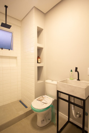 Imagem Apartamento com 2 Quartos à Venda, 68 m² em Floresta - Porto Alegre