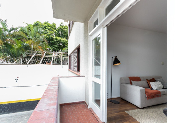 Imagem Apartamento com 3 Quartos à Venda, 129 m² em Pinheiros - São Paulo Imagem Apartamento com 3 Quartos à Venda, 129 m² em Pinheiros - São Paulo