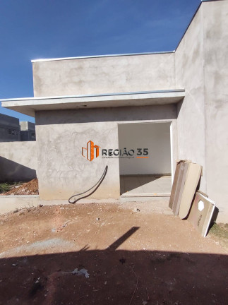 Imagem Casa com 2 Quartos à Venda, 53 m² em Chácaras Poços De Caldas - Poços De Caldas