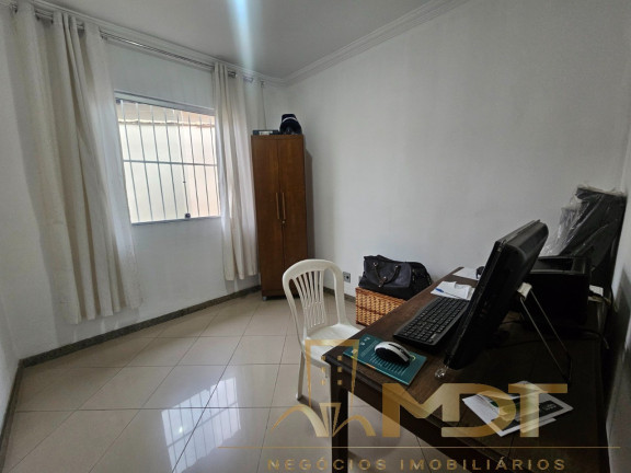 Imagem Casa com 3 Quartos à Venda, 140 m² em Santa Mônica - Belo Horizonte Imagem Casa com 3 Quartos à Venda, 140 m² em Santa Mônica - Belo Horizonte