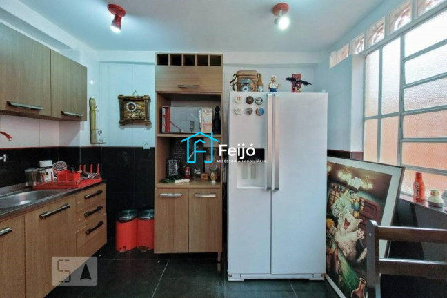 Imagem Casa com 3 Quartos à Venda, 197 m² em Teresópolis - Porto Alegre Imagem Casa com 3 Quartos à Venda, 197 m² em Teresópolis - Porto Alegre