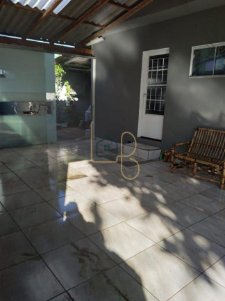 Imagem Casa com 2 Quartos à Venda, 185 m² em Conjunto Santa Rita 6 - Londrina