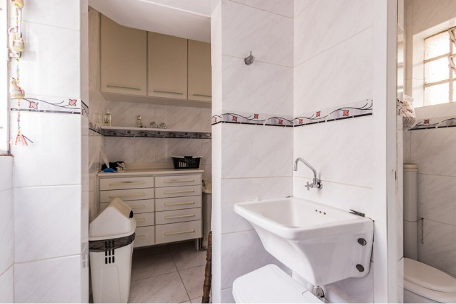 Imagem Imóvel com 3 Quartos à Venda, 96 m² em São João - Porto Alegre