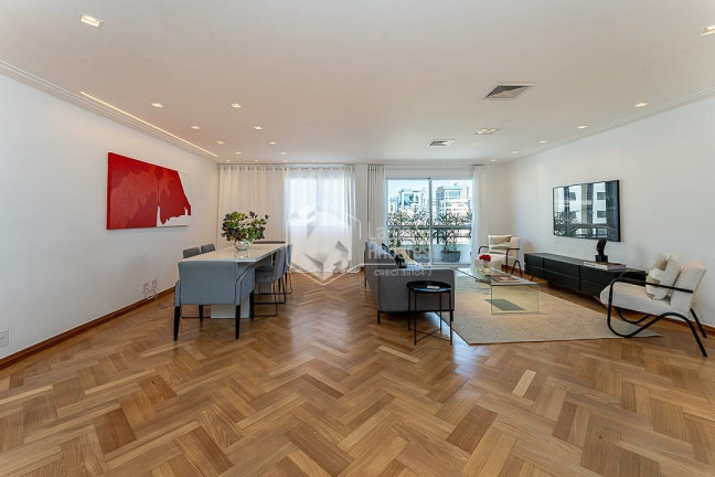 Imagem Apartamento com 2 Quartos à Venda, 143 m² em Itaim Bibi - São Paulo