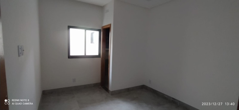 Imagem Casa com 3 Quartos à Venda, 131 m² em água Branca - Goiânia Imagem Casa com 3 Quartos à Venda, 131 m² em água Branca - Goiânia