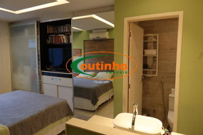 Imagem Apartamento com 1 Quarto à Venda, 62 m² em Tijuca - Rio De Janeiro Imagem Apartamento com 1 Quarto à Venda, 62 m² em Tijuca - Rio De Janeiro