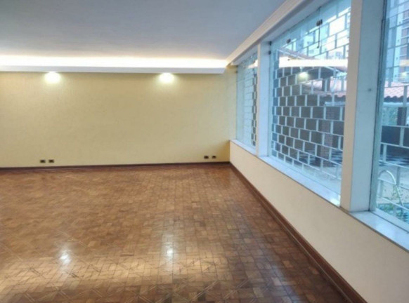 Imagem Casa com 4 Quartos à Venda, 250 m² em Pinheiros - São Paulo Imagem Casa com 4 Quartos à Venda, 250 m² em Pinheiros - São Paulo