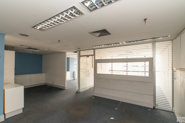 Imagem Sala Comercial à Venda, 134 m² em Centro Histórico - Porto Alegre