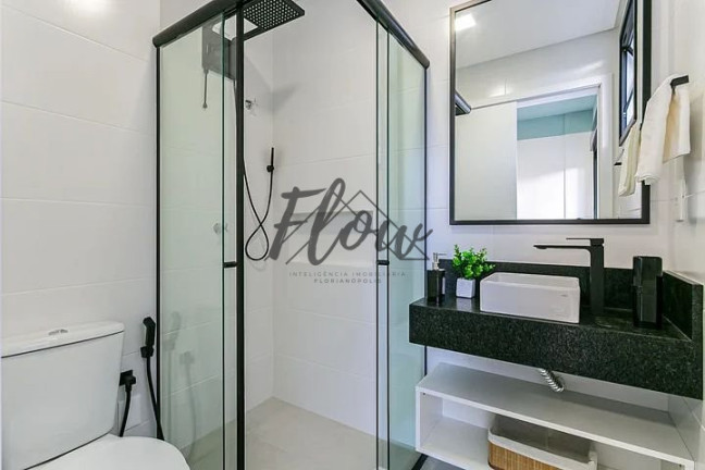 Imagem Apartamento com 1 Quarto à Venda, 30 m² em Pantanal - Florianópolis