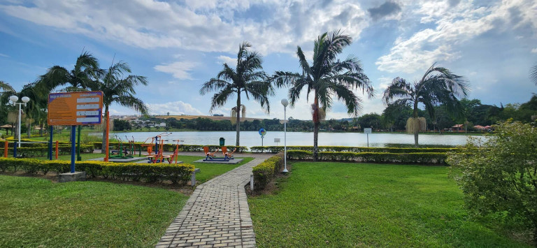 Imagem Casa de Condomínio com 4 Quartos à Venda, 600 m² em Jardim Colonial - Atibaia