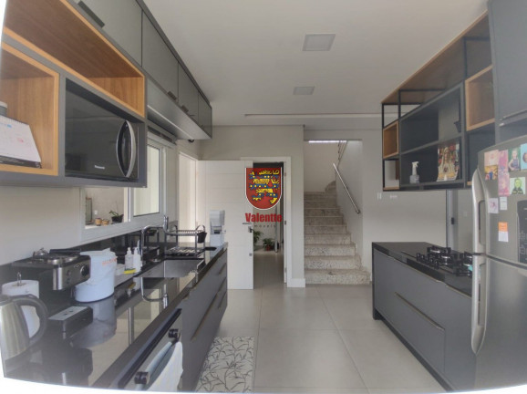 Imagem Sobrado com 3 Quartos à Venda, 382 m² em Jardim Atlântico - Florianópolis Imagem Sobrado com 3 Quartos à Venda, 382 m² em Jardim Atlântico - Florianópolis