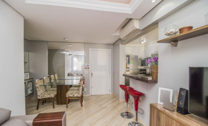Imagem Apartamento com 3 Quartos à Venda, 66 m² em Santo Antônio - Porto Alegre Imagem Apartamento com 3 Quartos à Venda, 66 m² em Santo Antônio - Porto Alegre
