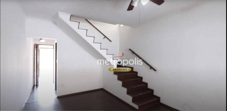 Sobrado com 3 Quartos à Venda, 179 m² em Vila Scarpelli - Santo André