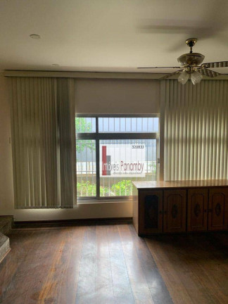 Imagem Casa com 4 Quartos para Alugar, 350 m² em Vila Guarani (zona Sul) - São Paulo Imagem Casa com 4 Quartos para Alugar, 350 m² em Vila Guarani (zona Sul) - São Paulo