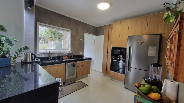 Imagem Casa com 4 Quartos à Venda, 220 m² em Jardim Maristela - Atibaia Imagem Casa com 4 Quartos à Venda, 220 m² em Jardim Maristela - Atibaia