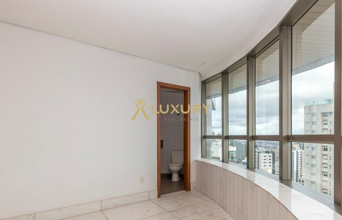 Imagem Imóvel com 4 Quartos à Venda, 505 m² em Belvedere - Belo Horizonte