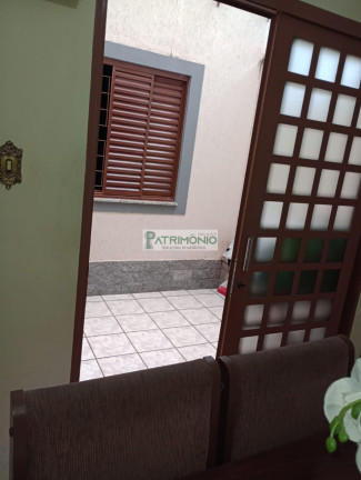 Imagem Casa com 2 Quartos à Venda, 260 m² em Jardim Sylvio Rinaldi I - Jaguariúna Imagem Casa com 2 Quartos à Venda, 260 m² em Jardim Sylvio Rinaldi I - Jaguariúna
