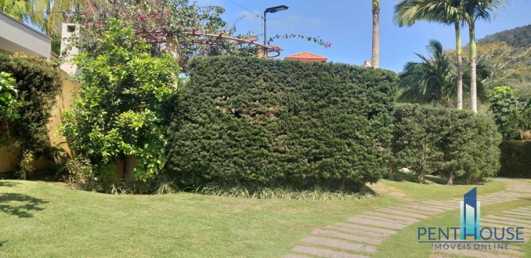 Imagem Casa com 4 Quartos à Venda, 351 m² em Praia Das Taquaras - Balneário Camboriú Imagem Casa com 4 Quartos à Venda, 351 m² em Praia Das Taquaras - Balneário Camboriú