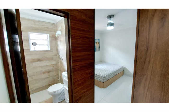 Imagem Casa com 2 Quartos à Venda,  em Vila Paranaguá - São Paulo