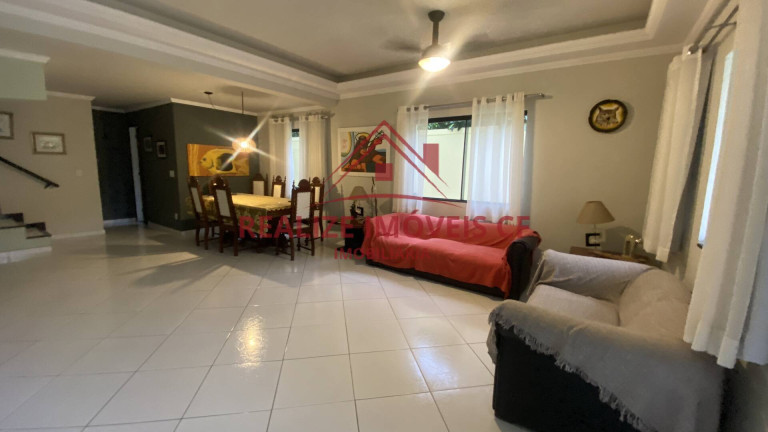 Imagem Casa com 5 Quartos para Alugar, em São Cristóvão - Cabo Frio Imagem Casa com 5 Quartos para Alugar, em São Cristóvão - Cabo Frio