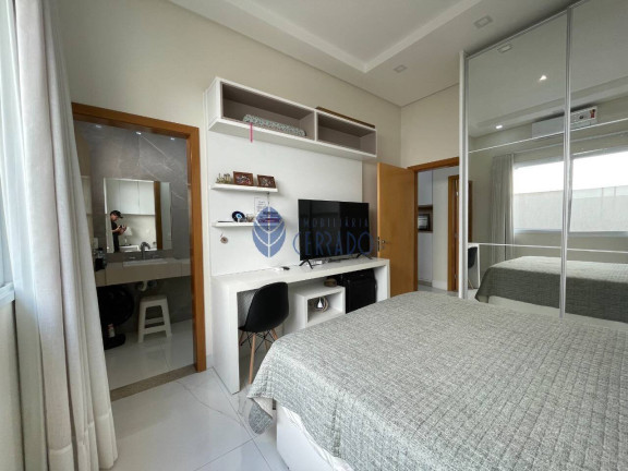 Imagem Casa com 3 Quartos para Alugar, 400 m² em Setor Bougainville - Anápolis