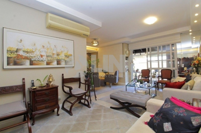 Imagem Imóvel com 3 Quartos à Venda, 284 m² em Chácara Das Pedras - Porto Alegre Imagem Imóvel com 3 Quartos à Venda, 284 m² em Chácara Das Pedras - Porto Alegre