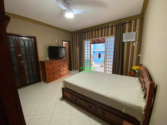 Imagem Casa com 3 Quartos à Venda, 339 m² em Sete Pontes - São Gonçalo