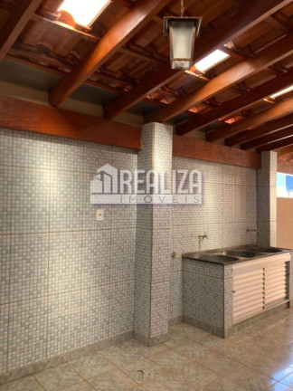 Imagem Casa com 4 Quartos à Venda, 250 m² em Boa Vista - Uberaba
