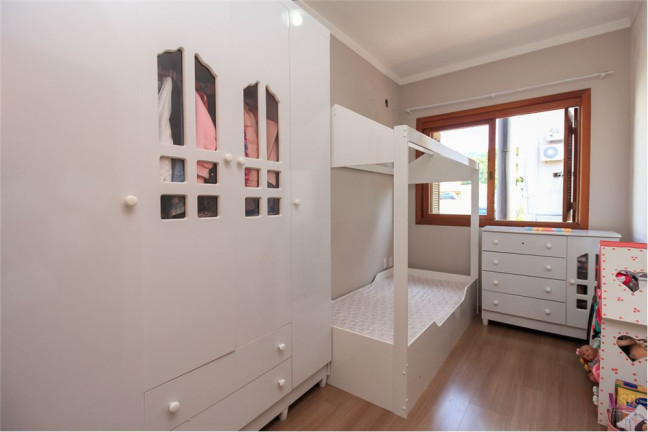 Imagem Casa com 3 Quartos à Venda,  em Hípica - Porto Alegre