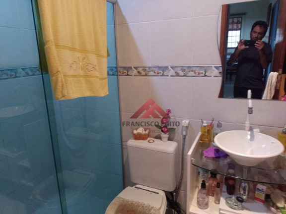 Imagem Casa com 3 Quartos à Venda, 160 m² em Bom Retiro - São Gonçalo Imagem Casa com 3 Quartos à Venda, 160 m² em Bom Retiro - São Gonçalo