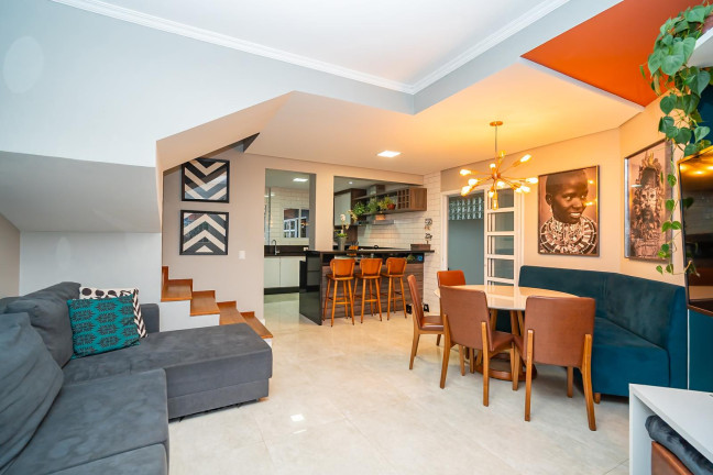 Imagem Sobrado com 5 Quartos à Venda, 213 m² em Abranches - Curitiba Imagem Sobrado com 5 Quartos à Venda, 213 m² em Abranches - Curitiba