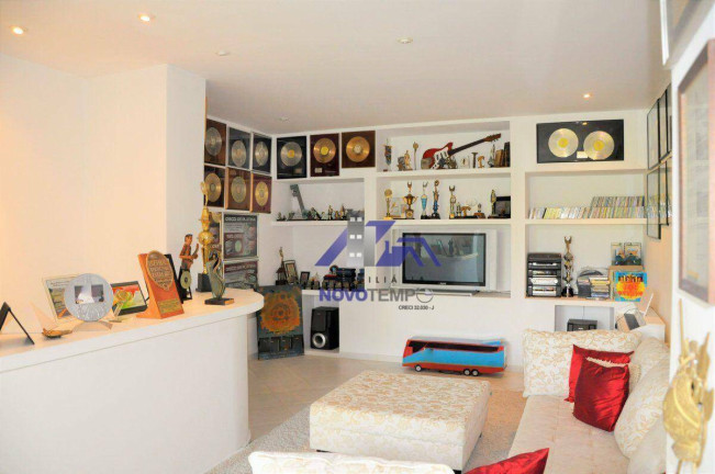 Imagem Casa com 6 Quartos à Venda, 431 m² em Vila De São Fernando - Cotia