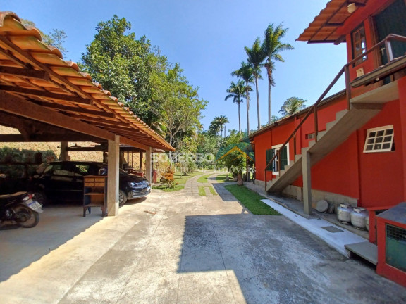 Imagem Casa com 3 Quartos à Venda, 6.500 m² em Vargem Grande - Teresópolis