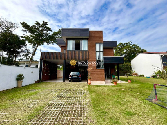 Imagem Casa com 4 Quartos à Venda, 350 m² em Mariscal - Bombinhas