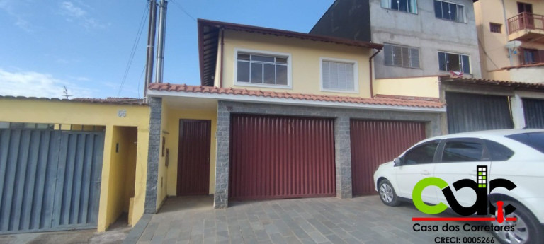 Casa com 3 Quartos à Venda, 160 m² em Jardim Itamaraty Ii - Poços De Caldas