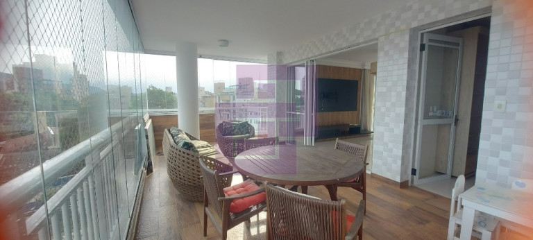 Apartamento com 3 Quartos à Venda, 140 m² em Vila Alzira - Guarujá