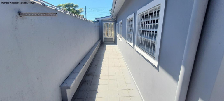 Imagem Casa com 3 Quartos à Venda, 127 m² em Centro - Peruíbe Imagem Casa com 3 Quartos à Venda, 127 m² em Centro - Peruíbe