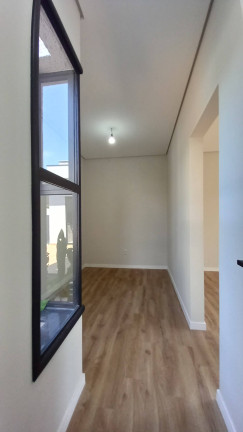 Imagem Casa com 3 Quartos à Venda, 300 m² em Piracangaguá - Taubaté Imagem Casa com 3 Quartos à Venda, 300 m² em Piracangaguá - Taubaté