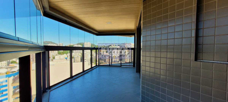 Imagem Cobertura com 4 Quartos à Venda, 201 m² em Laranjeiras - Rio De Janeiro Imagem Cobertura com 4 Quartos à Venda, 201 m² em Laranjeiras - Rio De Janeiro