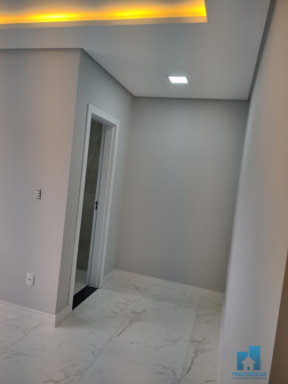 Imagem Casa com 3 Quartos à Venda, 100 m² em Centro - Ponta Grossa
