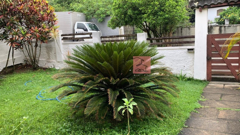 Imagem Casa com 3 Quartos à Venda, 190 m² em Baldeador - Niterói