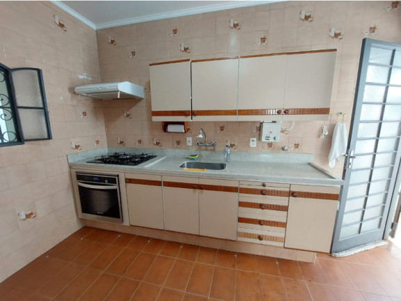 Imagem Casa com 3 Quartos para Alugar, 185 m² em Taquaral - Campinas Imagem Casa com 3 Quartos para Alugar, 185 m² em Taquaral - Campinas